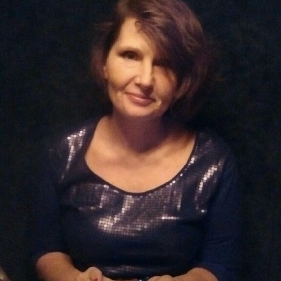 Meet your Posher, Bobbie - Picture 1 of 3